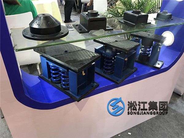 球墨法兰DN250橡胶软连接